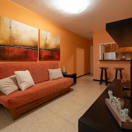 Dunas Y Olas 플라야 델 잉글스